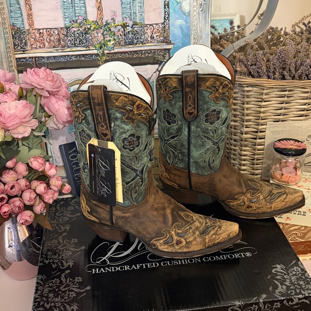 NWT!✨Dan Post Vintage Blue Bird Boots Women’s Size 10! - Picture 2 of 16
